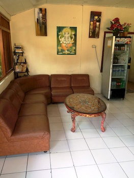 Waringin Home Stay