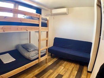 Hotel Guest House Matsu Hostel
