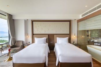 Koi Resort & Residence Da Nang