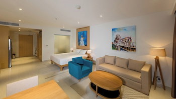 The Ocean Suites