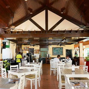 Hotel Karon Sea Sands Resort & Spa cazare Karon Beach