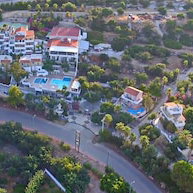 Hotel Bali Mare Village cazare Bali Beach