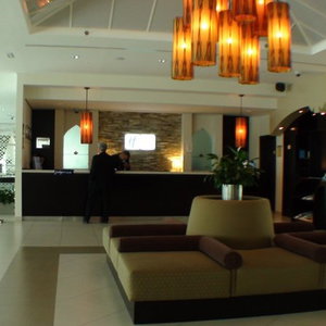 Sejur Holiday Inn Express Dubai Internet City vacanta Dubai