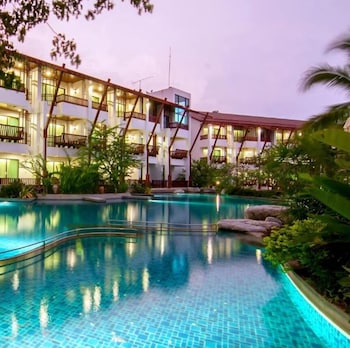 Hotel Elements Resorts (Sha)