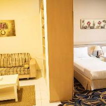 Sejur West Zone Pearl Hotel Apartment vacanta Dubai