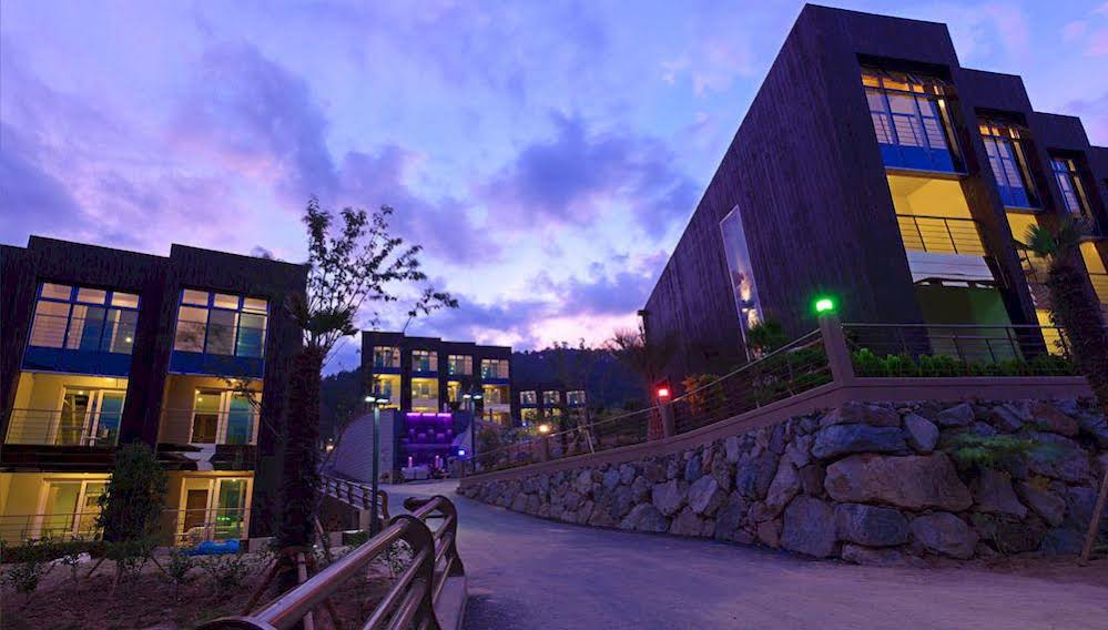 Hotel Geoje The Beach Pension