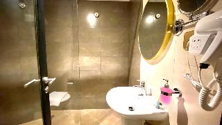 Concorde Inn Hotel