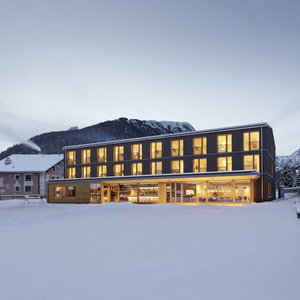 Hotel Bever Lodge cazare Samedan