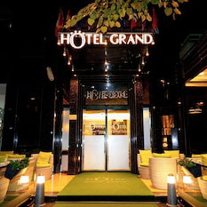 Hotel Grand cazare Tirana
