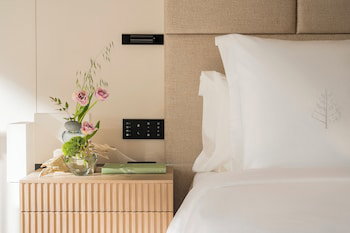 Four Seasons Hotel Osaka