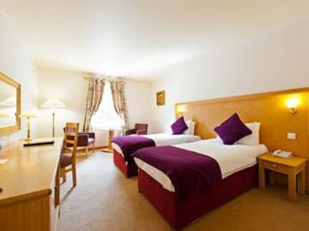 Hotel Roganstown Hotel & Country Club