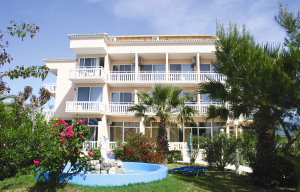 Hotel Angela Beach cazare Roda