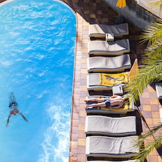 Sejur Apartamentos Jacarandas vacanta San Bartolome de Tirajana