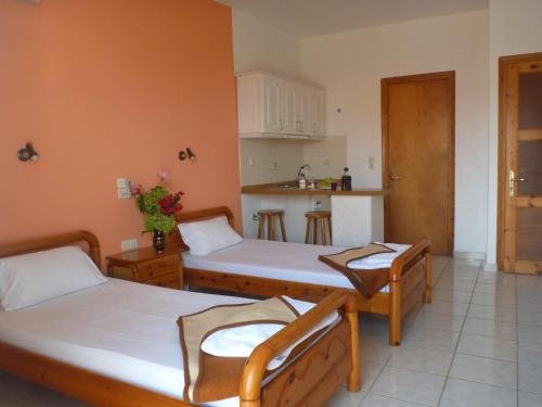 Hotel Yulia Studios
