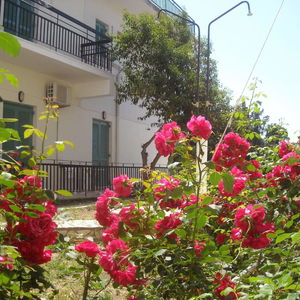 Hotel Maritsas Apartments cazare Roda
