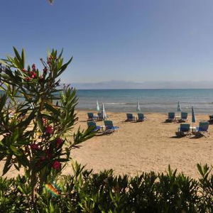 Hotel Pipitsa'S Apartments cazare Roda