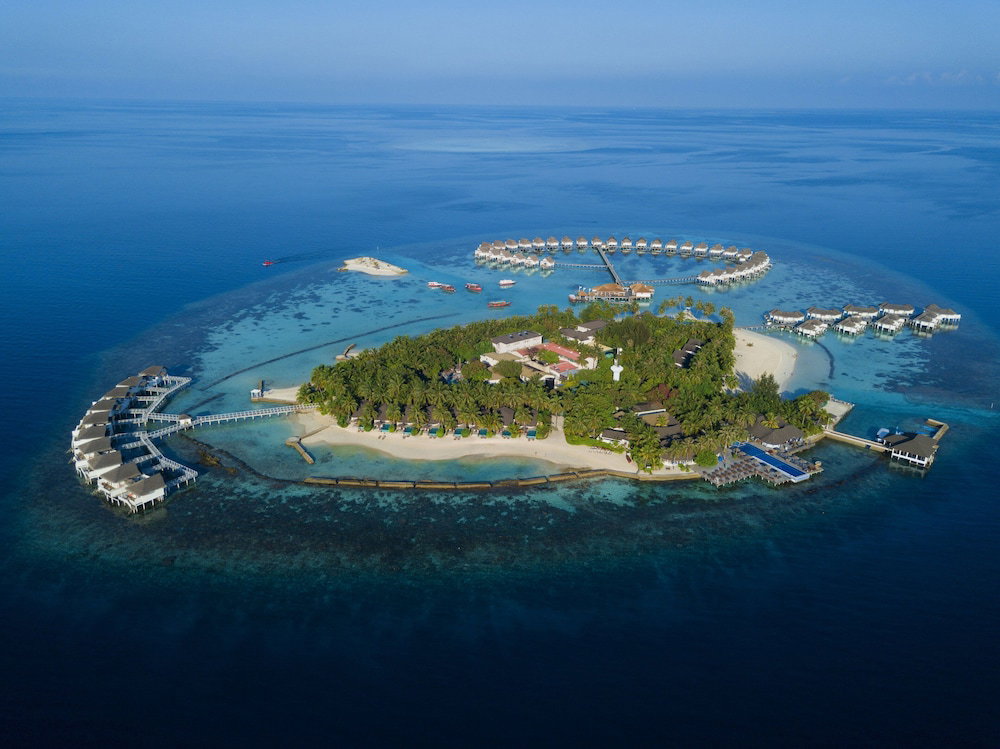 Hotel Machchafushi Island Resort & Spa Maldives, The Centara Collection