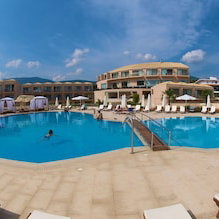 Hotel Ionian Emerald cazare Valsamata