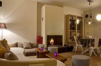 Agapitos Villas And Guesthouses