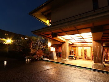 Hotel Karasawa Inn
