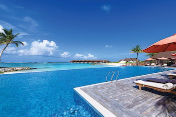 Hotel Varu By Atmosphere - A Premium All-Inclusive Resort