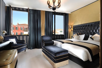 Hotel Carnival Palace