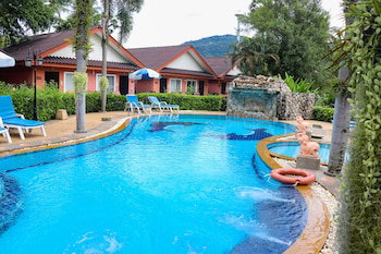 Hotel Andaman Seaside Resort