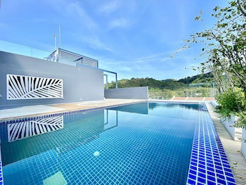 Hotel The Palms Residence (Sha)