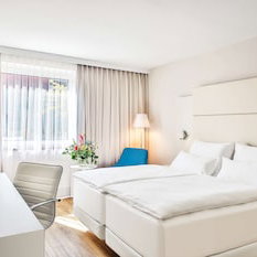 Hotel Nh Vienna Airport Conference Center cazare Mannswoerth