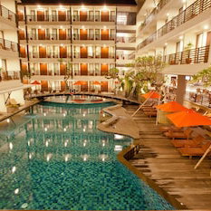 Sejur Sun Island Kuta vacanta Tuban