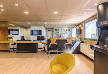 B&B Hotel Versailles Le Chesnay 3 Etoiles