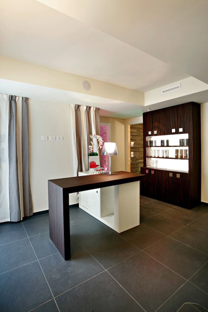 Spa Hotel Parigi 2