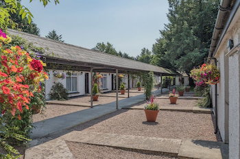 Hotel Brown Trout Golf & Country Inn