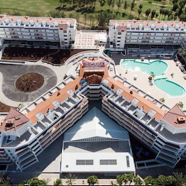 Sejur Gara Suites Golf & Spa vacanta Arona