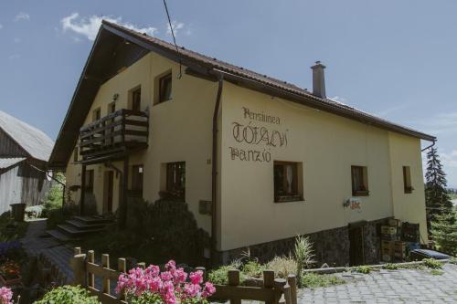 Hotel Pension Tofalvi