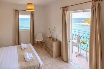 Hotel Faro Del Porto