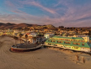 Hotel Seaventure Resort & Restaurant cazare Pismo Beach