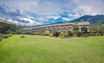 Hotel Hunas Falls By Amaya