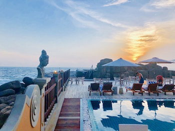 Hotel Thaproban Pavilion Resort And Spa