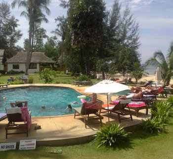 Hotel Good Days Lanta Beach Resort