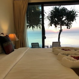 Hotel Lanta Seafront Resort cazare Saladan
