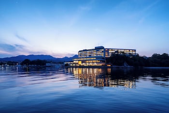 Hotel Aki Grand