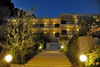 Hotel Glyfada Beach