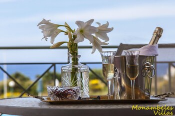 Hotel Monambeles Villas