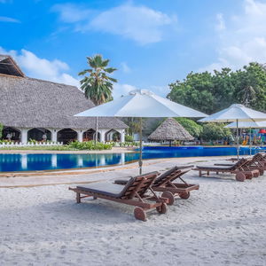 Sejur Zanzibar Beach Resort vacanta Zanzibar