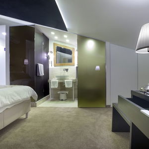 Hotel 4Rooms 4U cazare Belgrad