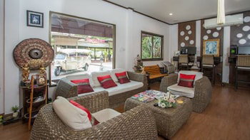 Ploy Khumthong Boutique Resort