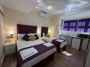 Hotel Crompton Guest House cazare Cranford