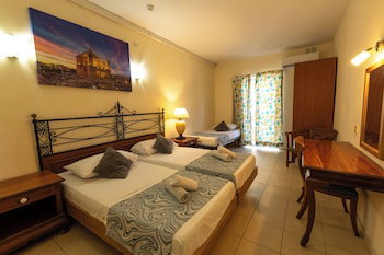 Hotel Qawra Point Holiday Complex