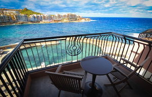 Hotel Calypso cazare Victoria
